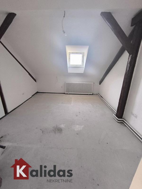 Slika 10 - Stan,NOVI SAD,CENTAR,kv: 105, € 226600, ID: 1007726