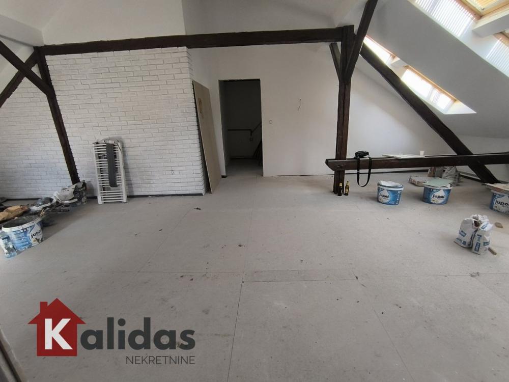 Slika 3 - Stan,NOVI SAD,CENTAR,kv: 105, € 226600, ID: 1007726