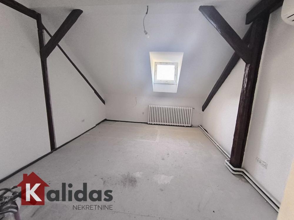 Slika 6 - Stan,NOVI SAD,CENTAR,kv: 105, € 226600, ID: 1007726