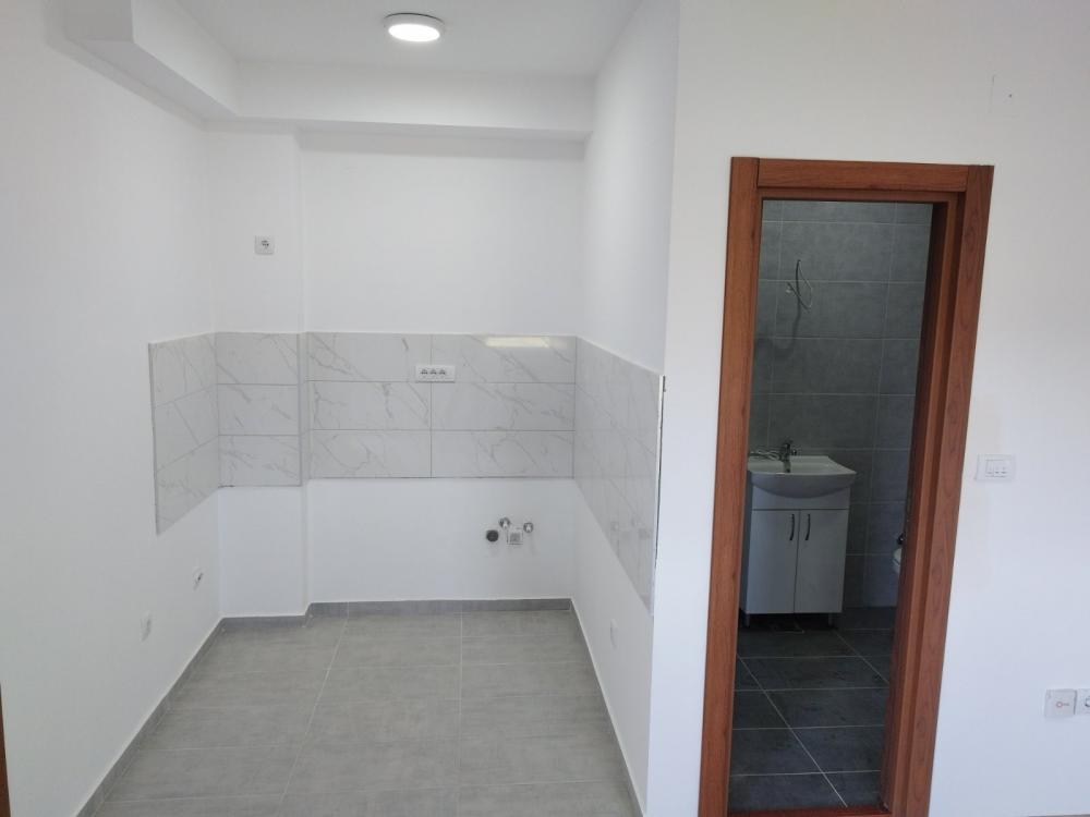 Slika 1 - Stan,NOVI SAD,ADICE,kv: 29.83, € 51500, ID: 1058422