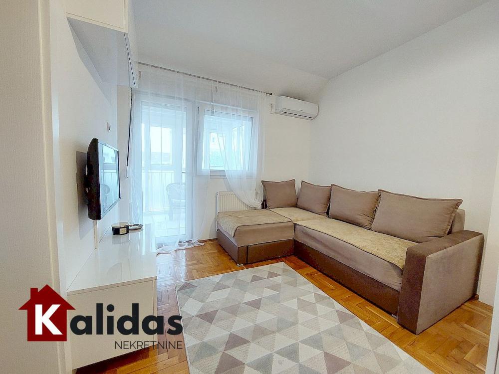 Slika 1 - Stan,NOVI SAD,CENTAR,kv: 39, € 133900, ID: 1007769