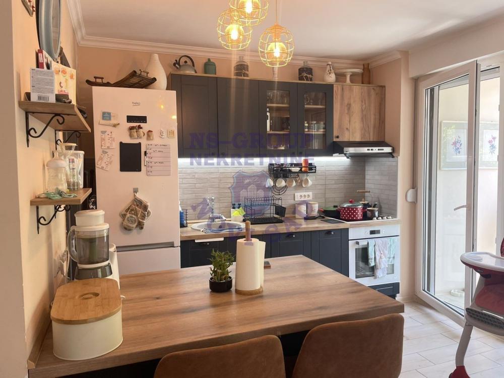 Slika 4 - Svetao i komforan dvosoban stan na Avijaciji - 60m2