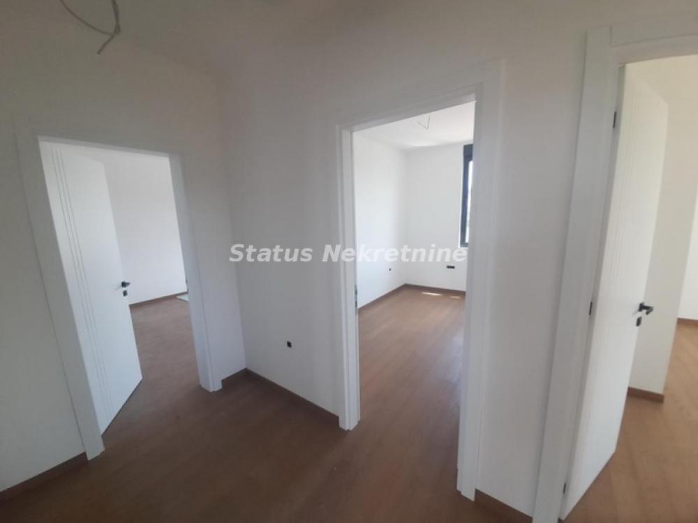 Slika 5 - Severni Telep-Ekskluzivan Veliki Petosoban stan 140 m2 savremeni dom sa visokim standardima sa PM-065/385 8880