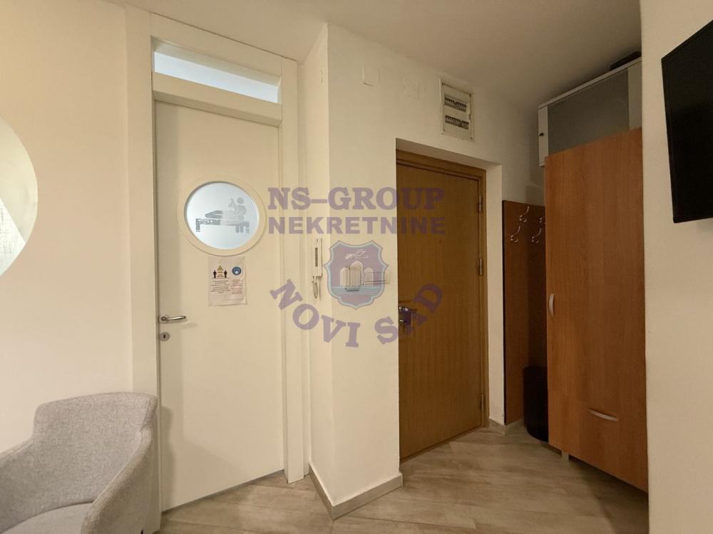 Slika 11 - Jedinstvena nekretnina, visoki partrer, odlično i za poslovni prostor! Centar! š. 548496