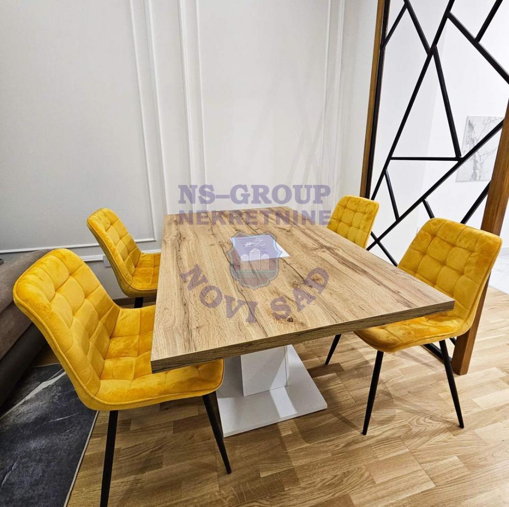 Slika 7 - Dvosoban, 47m2, Avijatičarsko naselje Novi Sad, sa terasom, ima lift