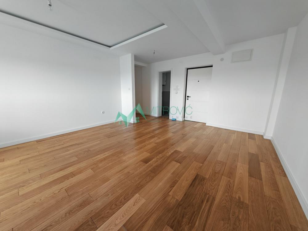 Glavna slika -Podbara, 45m2. Dvosoban stan. 