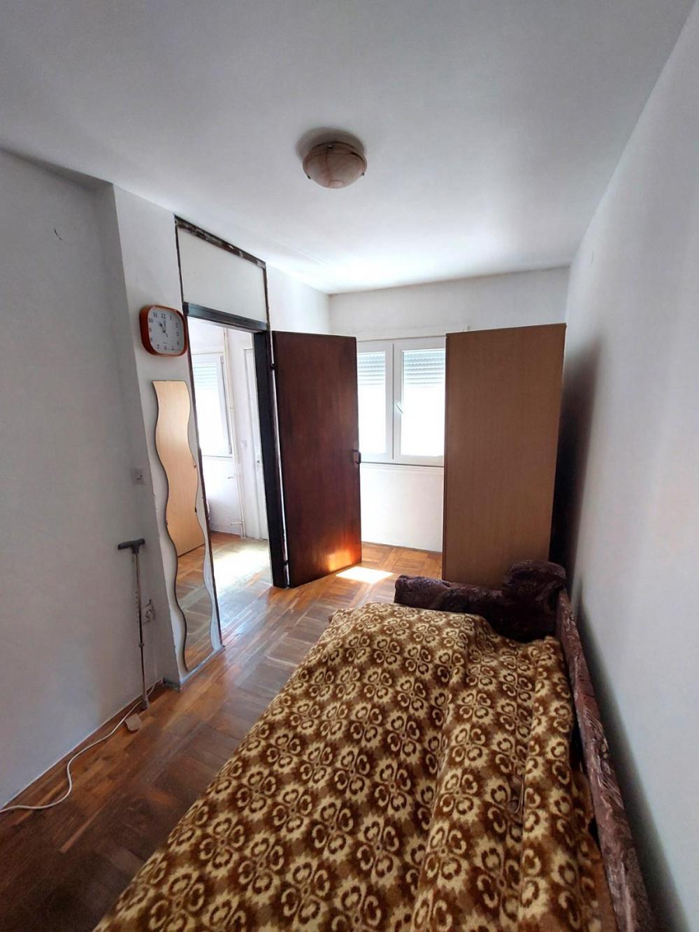 Slika 4 - Stan,NOVI SAD,PODBARA,kv: 40, € 66000, ID: 1019172