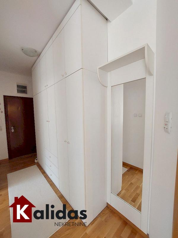 Slika 11 - Stan,NOVI SAD,GRBAVICA,kv: 34, € 128750, ID: 1007790