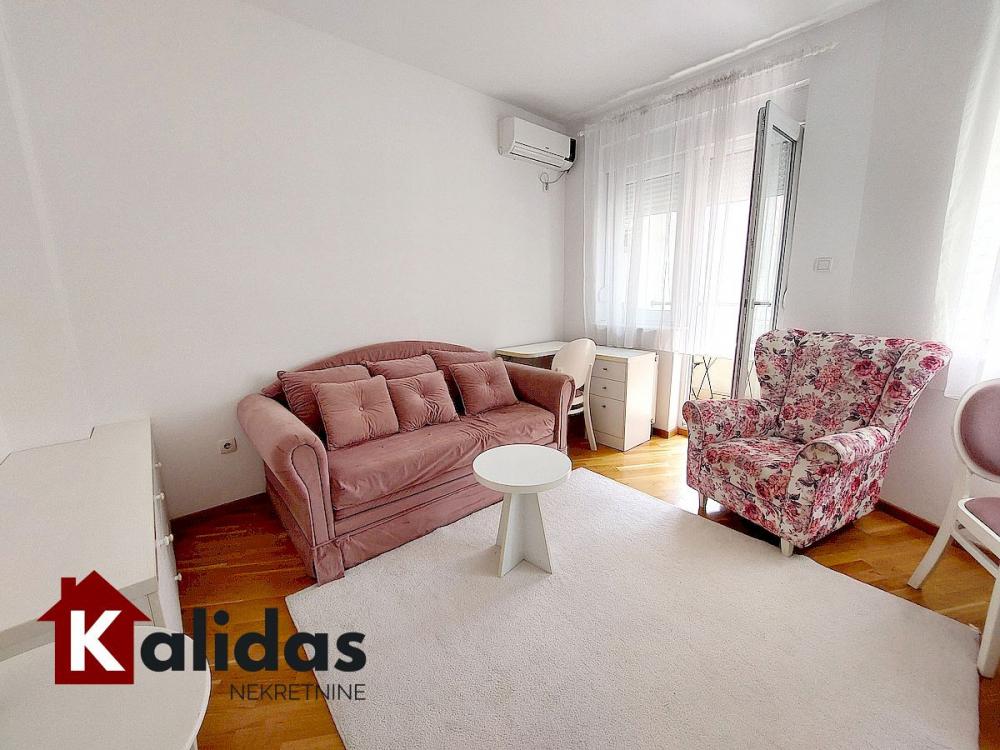 Slika 1 - Stan,NOVI SAD,GRBAVICA,kv: 34, € 128750, ID: 1007790