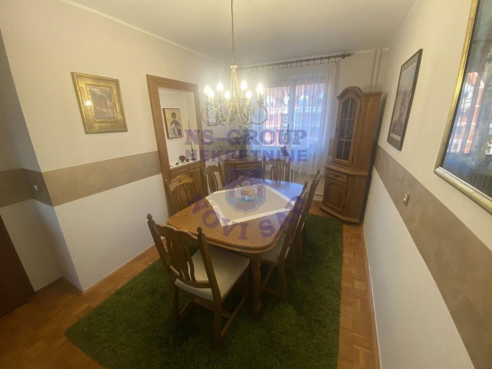 Glavna slika -Odličan komforan trosoban-Som.Bulevar