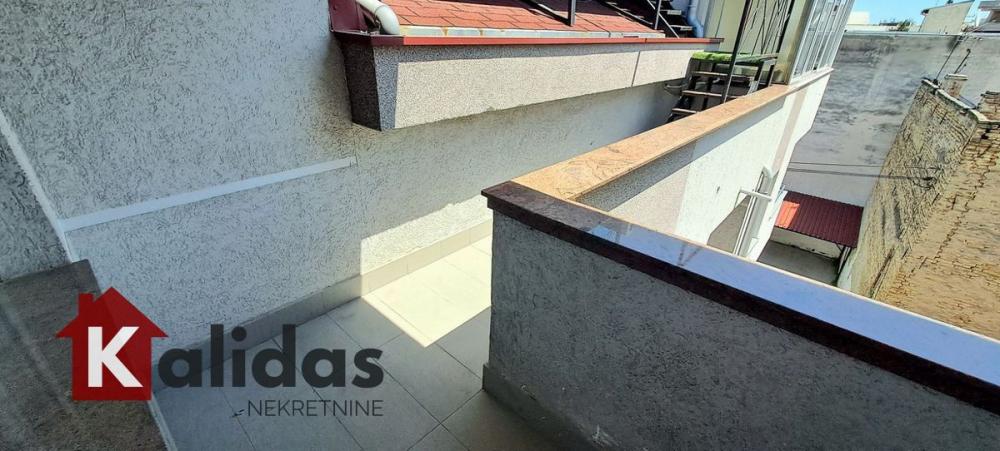 Slika 8 - Stan,NOVI SAD,CENTAR,kv: 56, € 146260, ID: 1007820