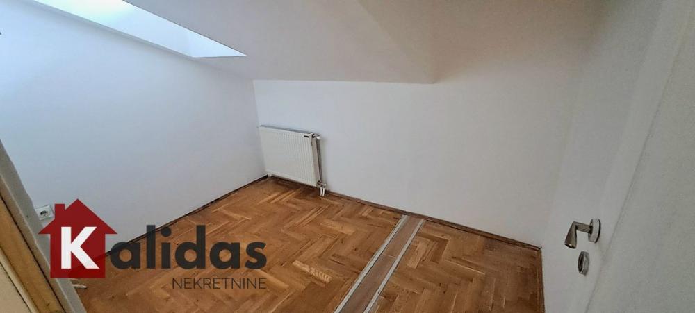 Slika 5 - Stan,NOVI SAD,CENTAR,kv: 56, € 146260, ID: 1007820