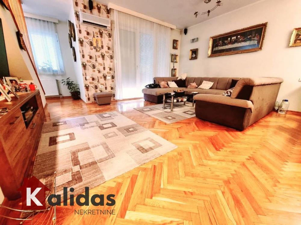 Slika 1 - Stan,NOVI SAD,BULEVAR,kv: 124, € 257500, ID: 1007617