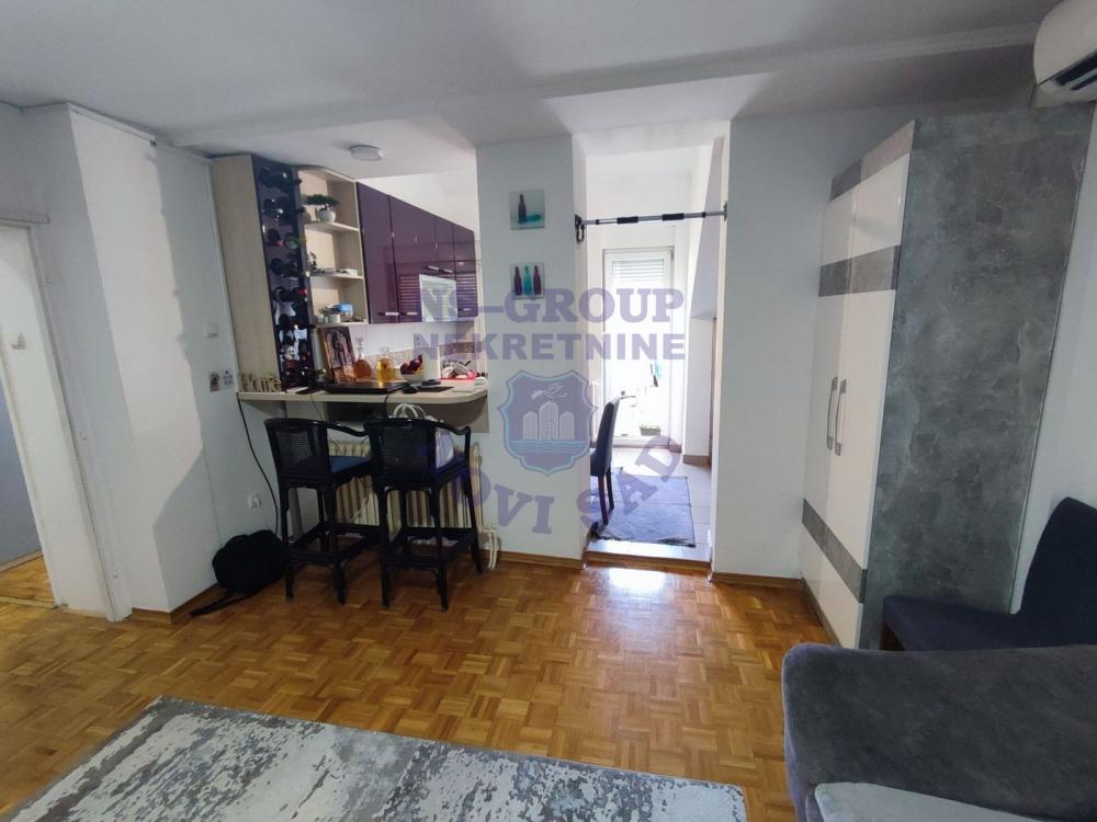 Slika 0 - Šonsi-dvoiposoban odličan