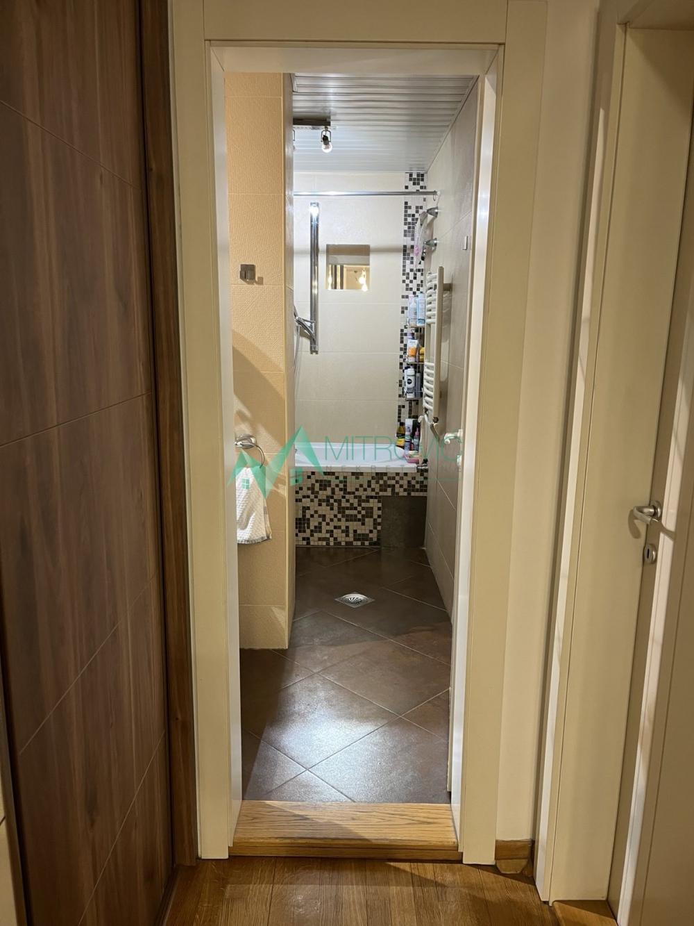 Slika 11 - Spens, 112m2. Odličan troiposoban stan sa parking mestom. 