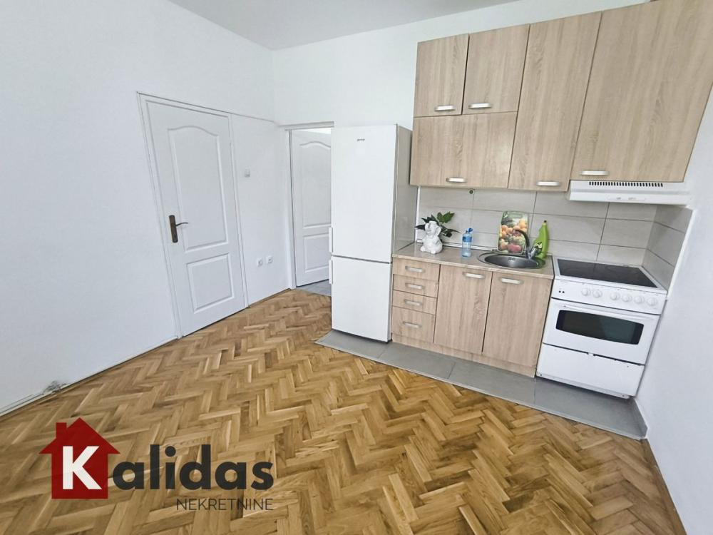 Slika 1 - Stan,NOVI SAD,NOVO NASELJE,kv: 26, € 78000, ID: 1007826