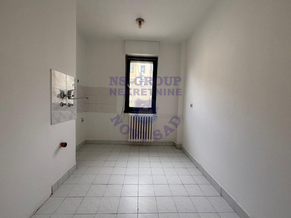 Slika 4 - Odličan stan na Novom Naselju -32m2  Šifra: 548365