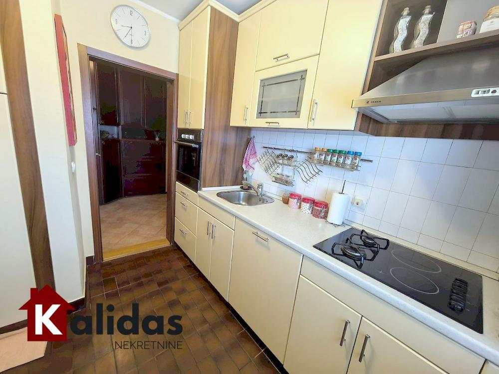 Slika 4 - Stan,NOVI SAD,TELEP,kv: 83, € 181280, ID: 1007807