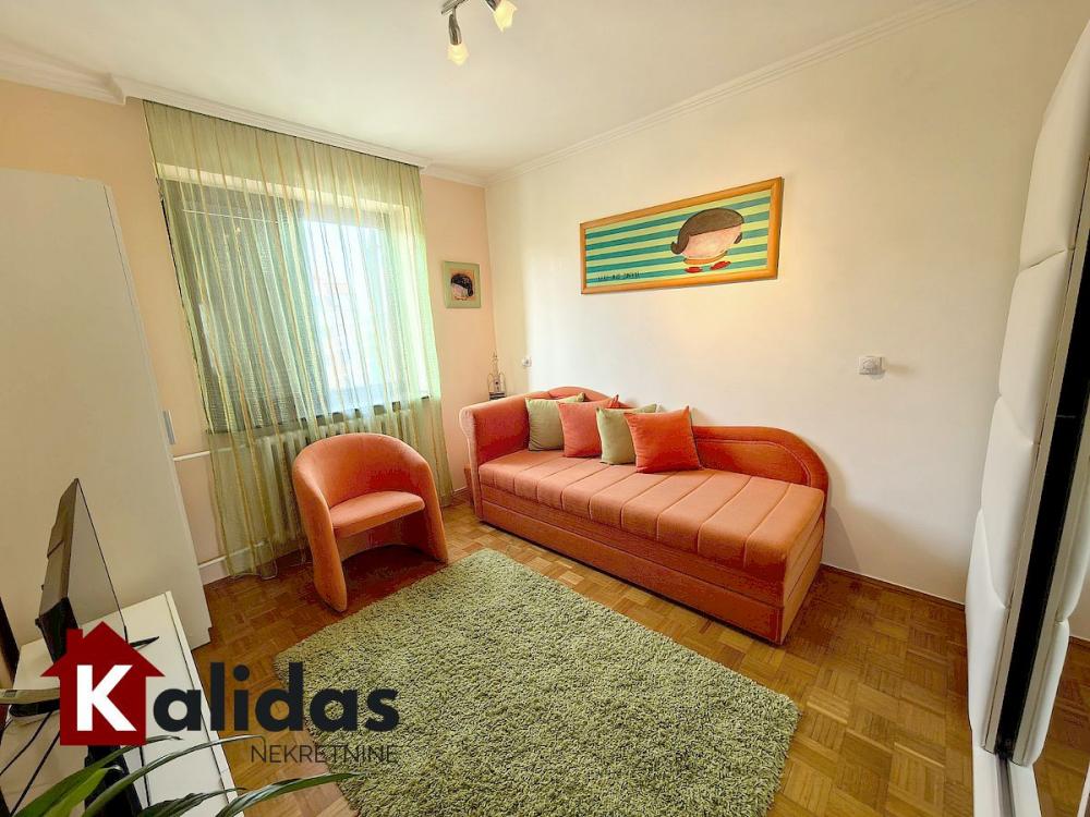 Slika 5 - Stan,NOVI SAD,TELEP,kv: 83, € 181280, ID: 1007807