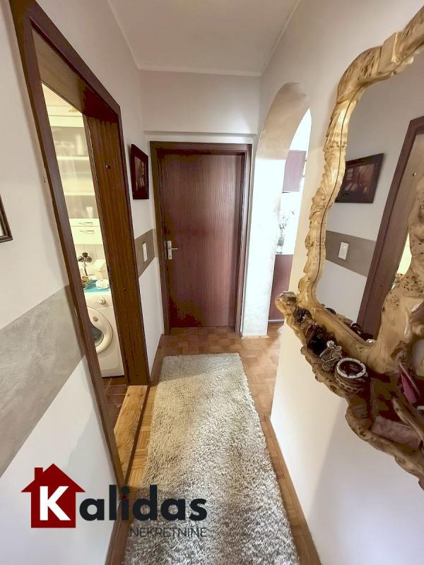 Slika 11 - Stan,NOVI SAD,TELEP,kv: 83, € 181280, ID: 1007807