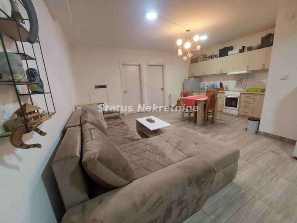 Slika 1 - Petrovaradin-Namešten Trosoban stan 58 m2 u suterenu na Odličnoj Lokaciji-065/385 8880