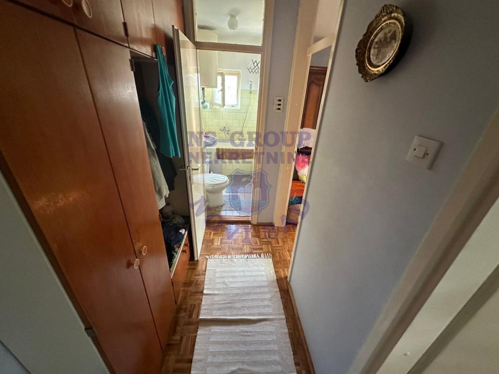 Slika 4 - Povoljan jednosoban stan u blizini Novog Naselja!