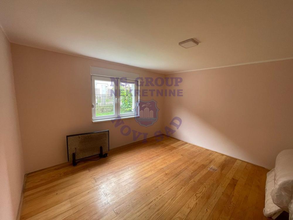 Slika 6 - Prelepa kuća i plac u Ledincima, može stambeni kredit!