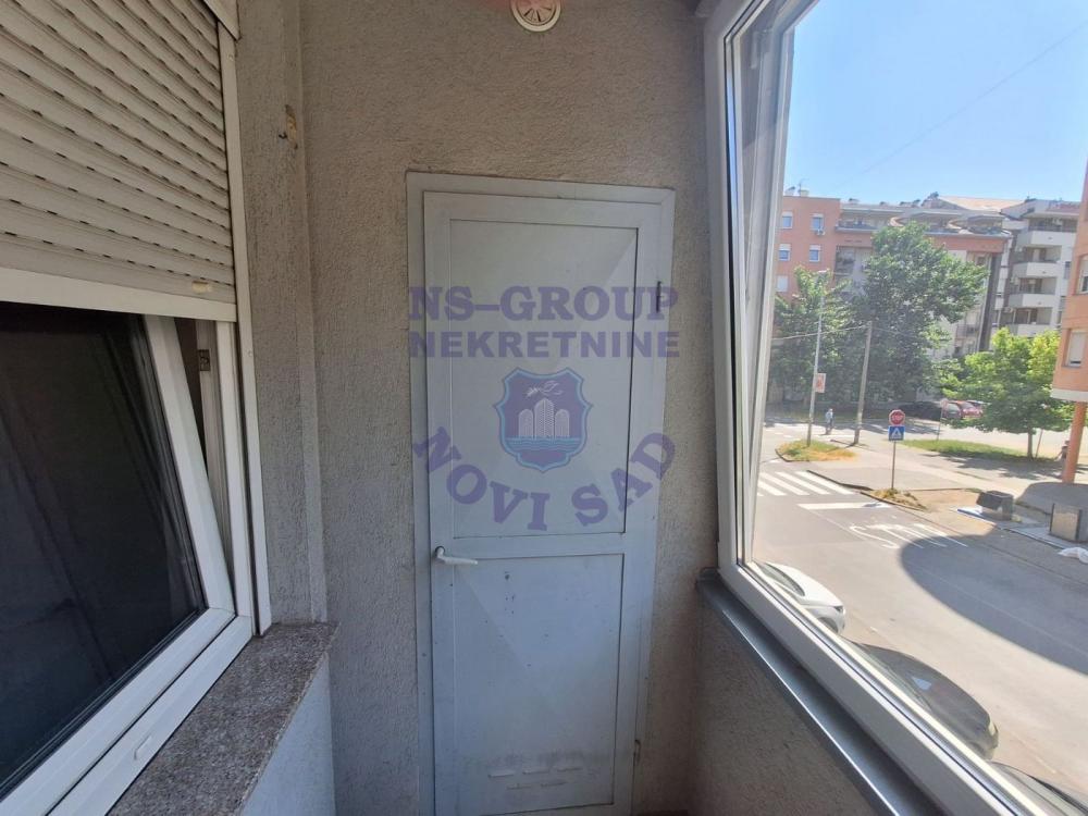 Slika 2 - Odlican trosoban stan na Novoj Detelinari 