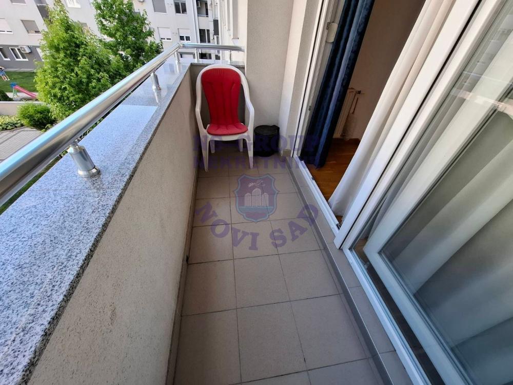 Slika 4 - Perfektan trosoban stan blizu Sajma!