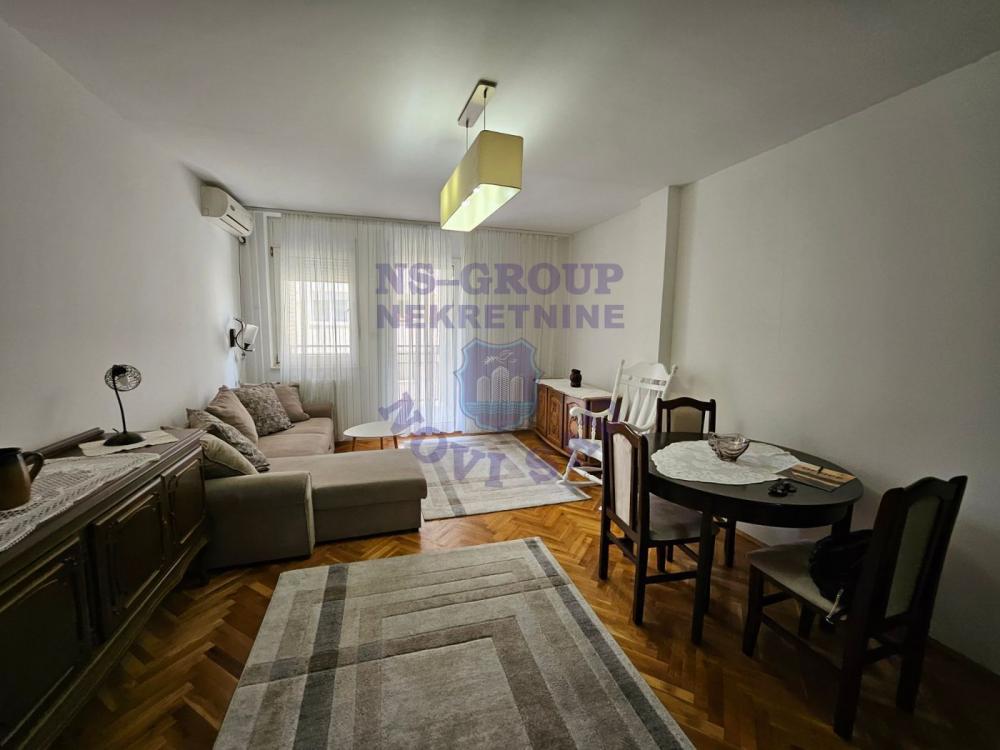 Slika 1 - Odlican jednosoban stan na Staroj Detelinari 