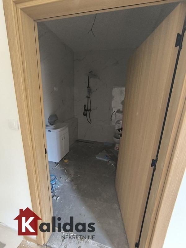 Slika 7 - Stan,NOVI SAD,ADICE,kv: 75, € 105000, ID: 1007843