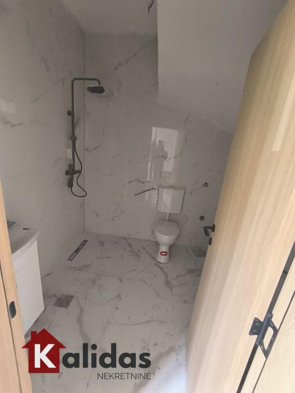 Slika 5 - Stan,NOVI SAD,ADICE,kv: 75, € 105000, ID: 1007843