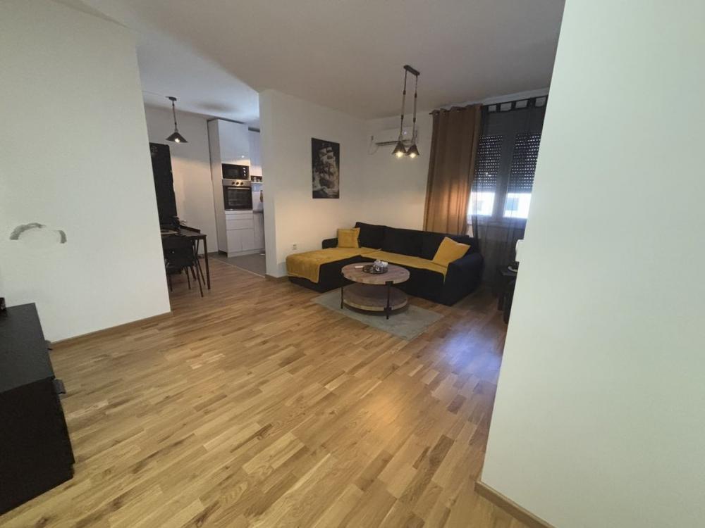 Slika 1 - Predstavljamo Vam odličan dvosoban stan na jednoj od najprestižnijih lokacija -39m2 Šifra:549936