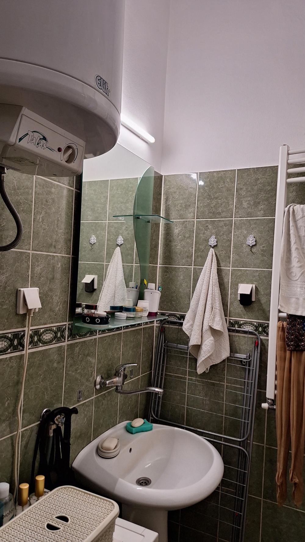 Slika 6 - Ne propusti ! Stan blizu centra , nadomak parka , sa terasom i predivnom zajedničkom baštomarka , 