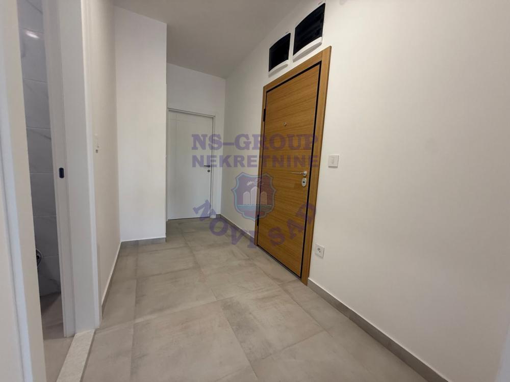 Slika 10 - Jedna od najboljih zgrada u ovom kraju! Četvorosoban, odličan stan! š. 529534