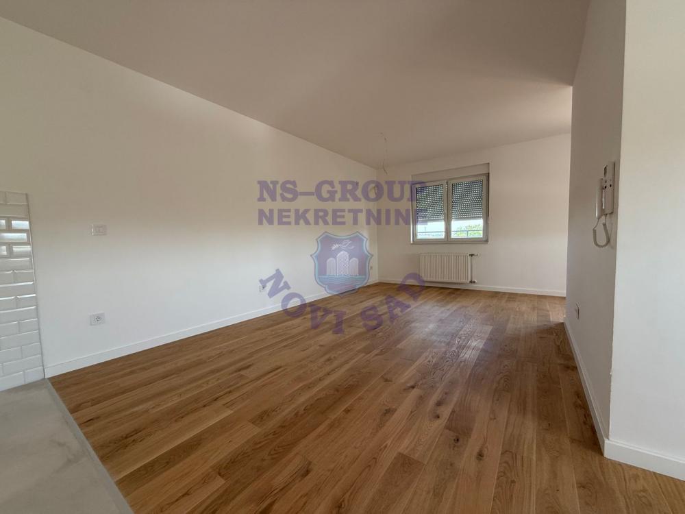 Slika 3 - Jedna od najboljih zgrada u ovom kraju! Četvorosoban, odličan stan! š. 529534