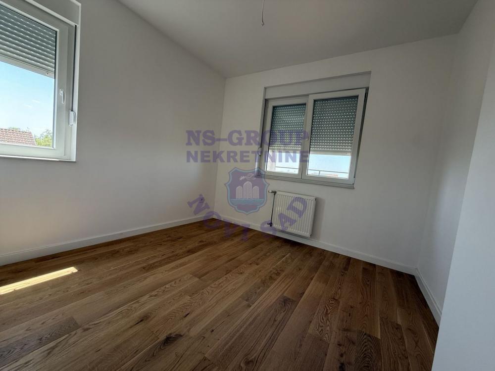 Slika 5 - Jedna od najboljih zgrada u ovom kraju! Četvorosoban, odličan stan! š. 529534