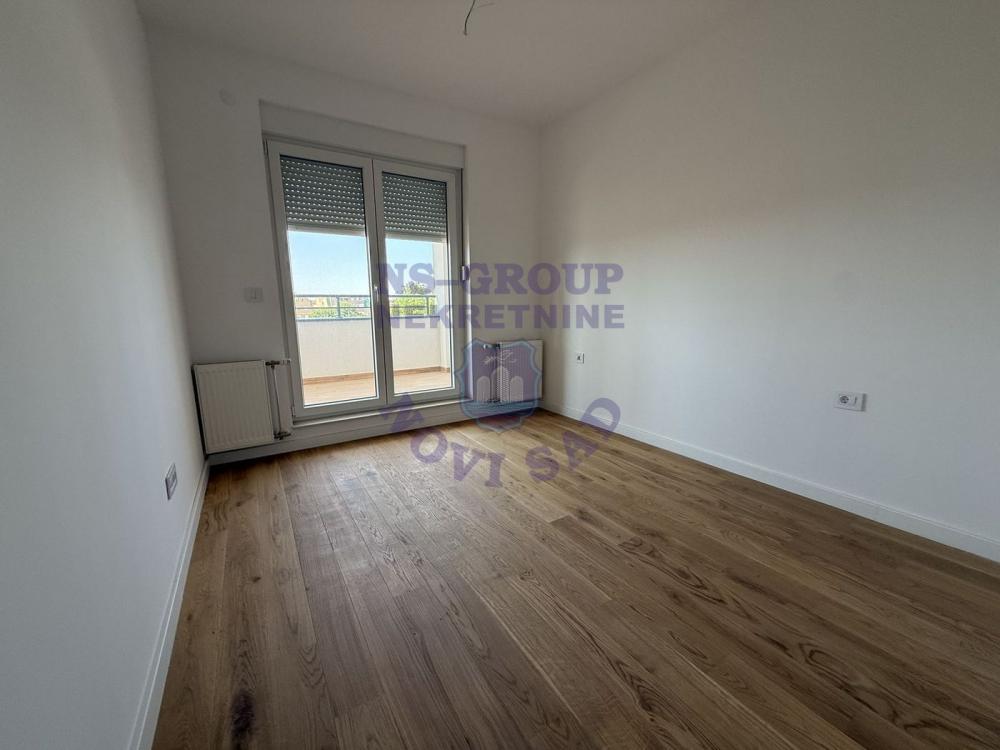 Slika 6 - Jedna od najboljih zgrada u ovom kraju! Četvorosoban, odličan stan! š. 529534