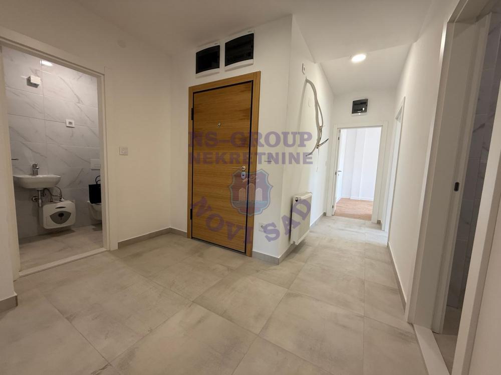 Slika 10 - Kvalitetna zgrada! Uknjižen, troiposoban stan sa PDV-om! š. 529531