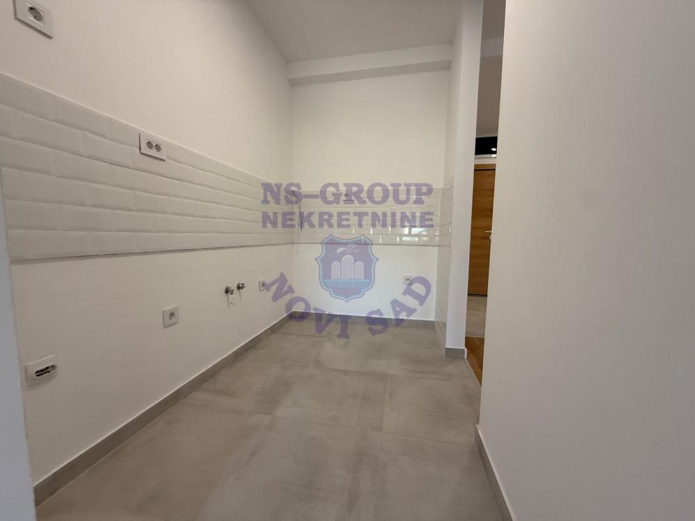 Slika 3 - Kvalitetna zgrada! Uknjižen, troiposoban stan sa PDV-om! š. 529531