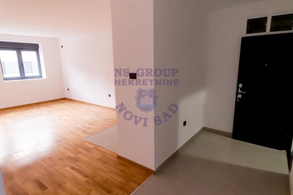 Slika 1 - Trosoban stan na Telepu 69m2