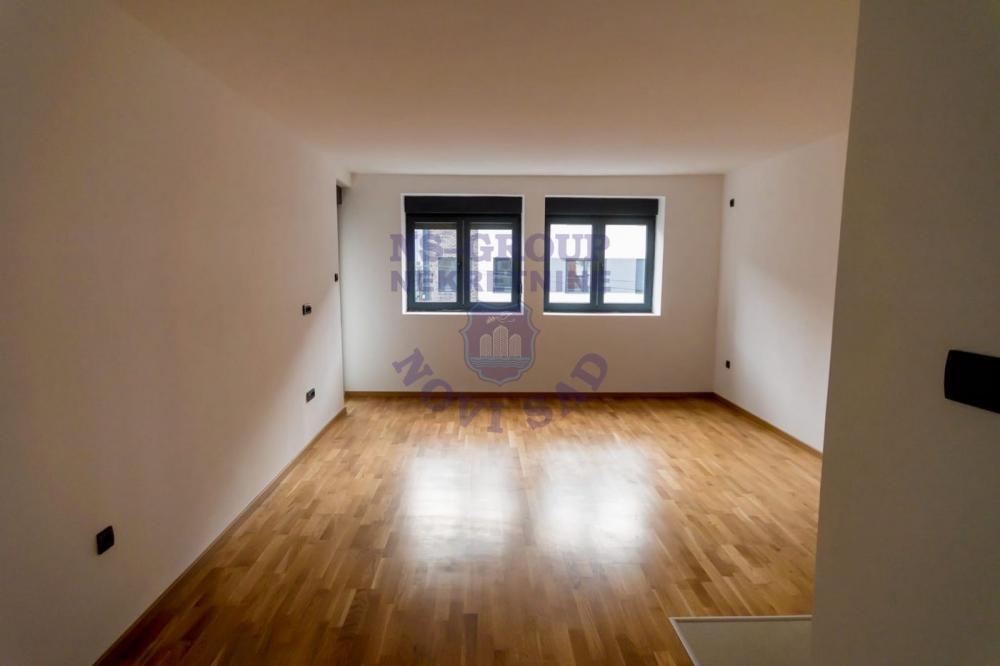 Glavna slika -Trosoban stan na Telepu 69m2