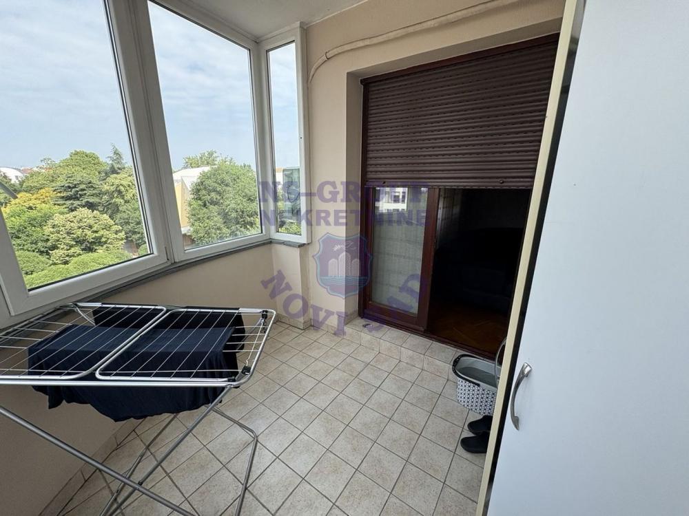 Slika 8 - Danila Kiša-namešten 1/1