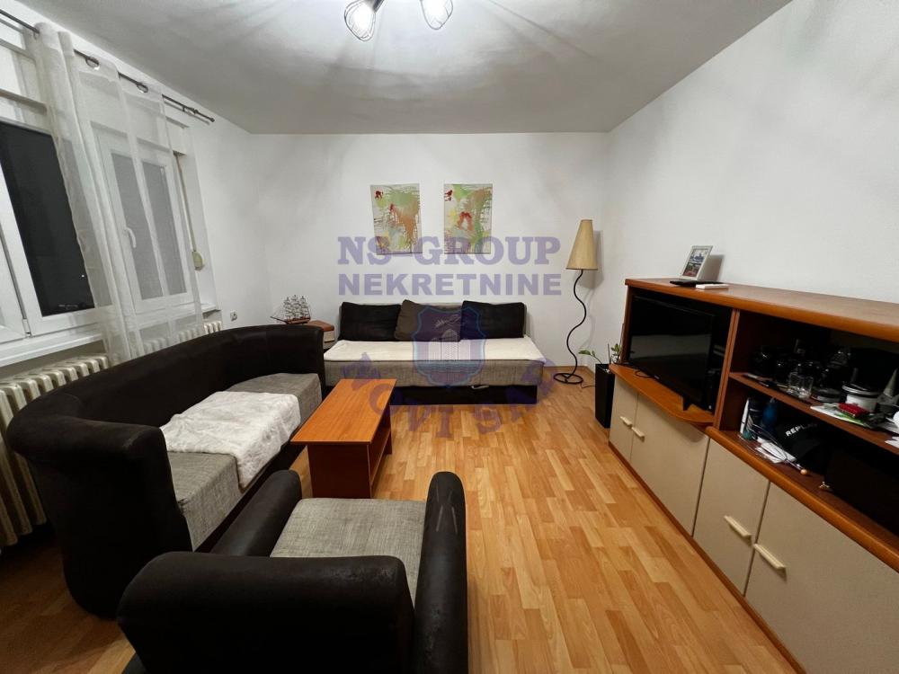 Slika 2 - Prodaje se odlican dvosoban stan kod Sajma