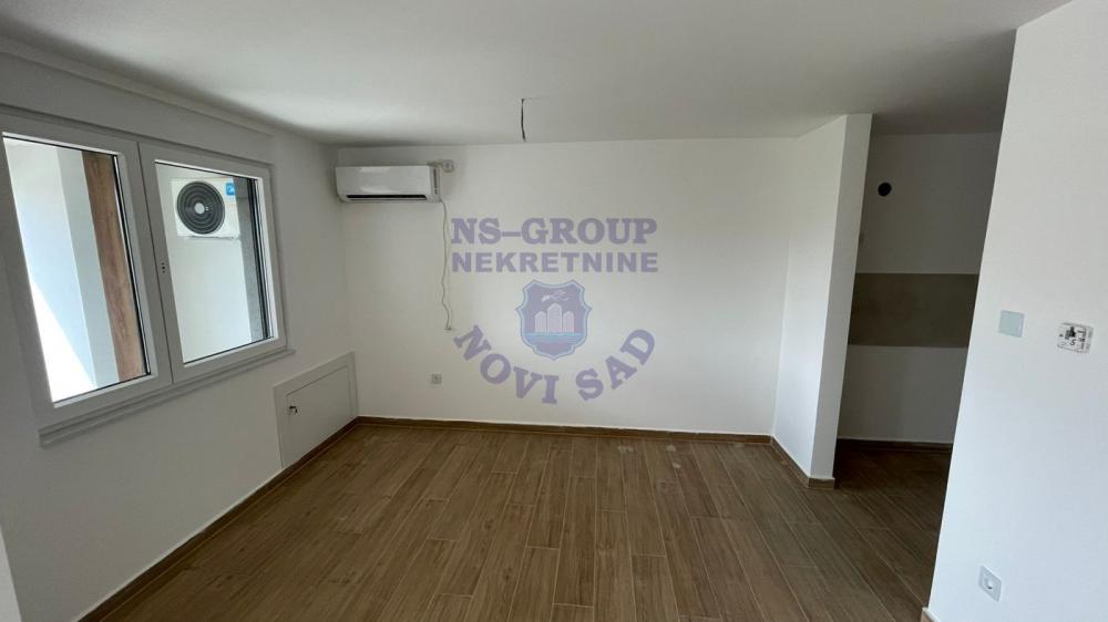 Slika 1 - Četvorosoban, 91m2, Telep Novi Sad, sa terasom, sa parkingom