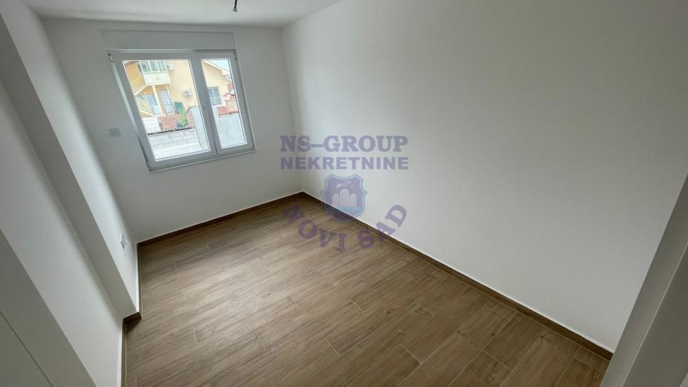 Slika 3 - Četvorosoban, 91m2, Telep Novi Sad, sa terasom, sa parkingom