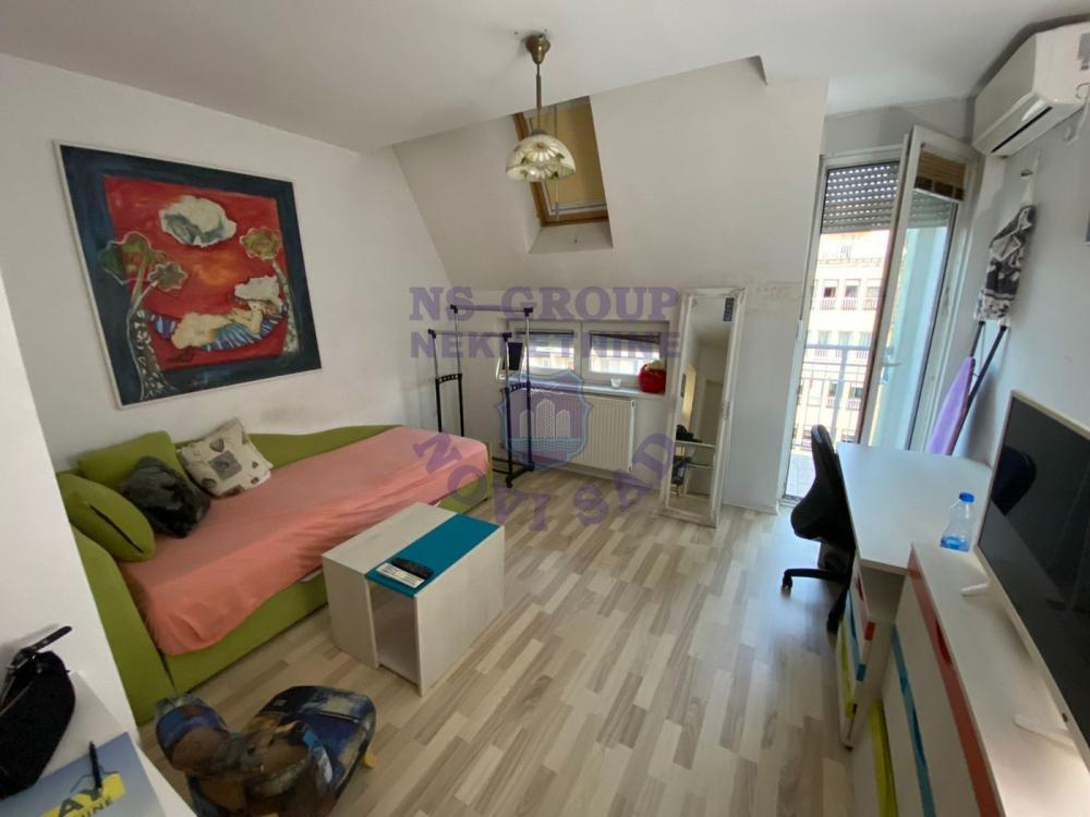 Glavna slika -Jednosoban, 25m2, Grbavica Novi Sad, sa terasom, ima lift