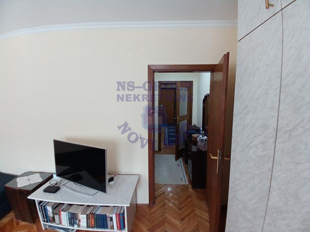 Slika 9 - Komforan na odličnoj lokaciji !