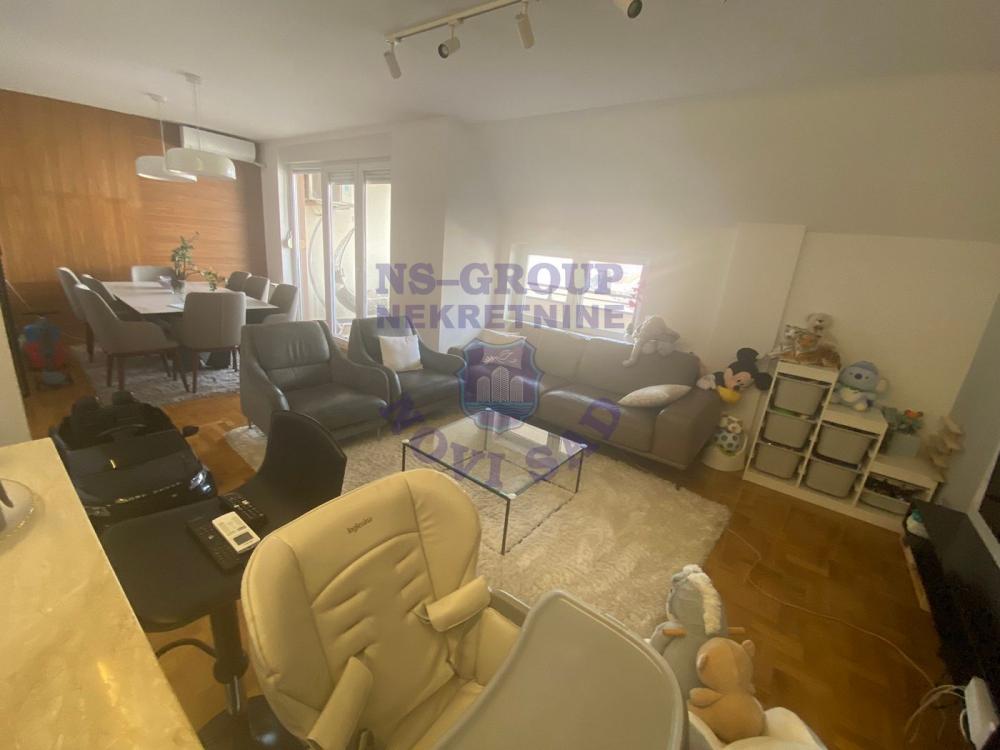 Slika 3 - Četvorosoban, 168m2, Bulevar patrijarha Pavla (Somborski bulevar) Novi Sad