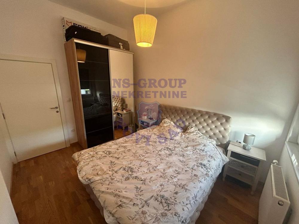 Slika 3 - Dvoiposoban, 56m2, Telep Novi Sad